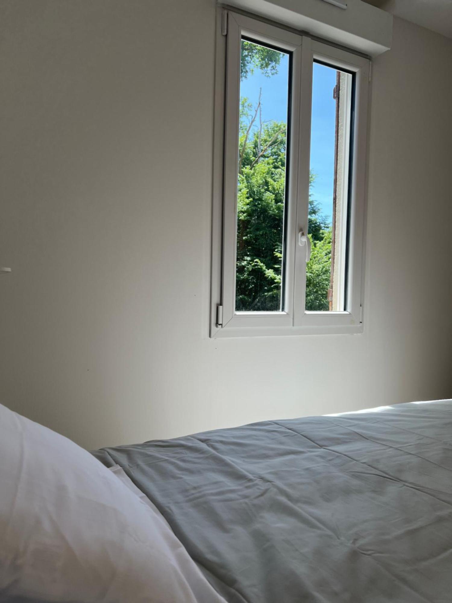 Le Vert Logis Vicq-Sur-Breuilh Екстер'єр фото